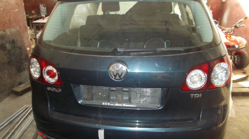 Dezmembram vw golf 5 plus