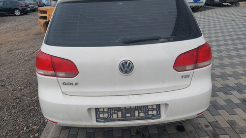 Dezmembram VW Golf 6 2011 1.6 TDI CAYB