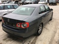 Dezmembram VW JETTA 2.0 BKD