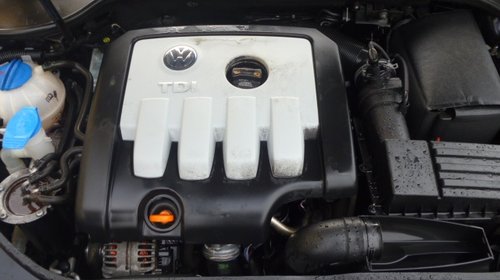 Dezmembram VW Jetta 2006 tdi