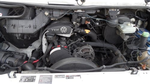 Dezmembram Vw LT 35,2,5 diesel,motor ANJ,80 kw,109 CP, din 2001