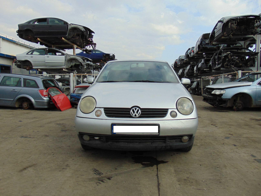 Dezmembram VW LUPO, 1.0MPI, tip motor: AUC, fabricatie 2004
