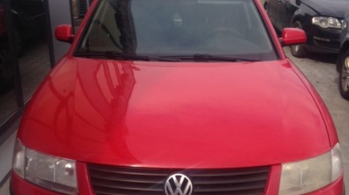 Dezmembram VW Passat,1.6 benzina,an fabr 2000