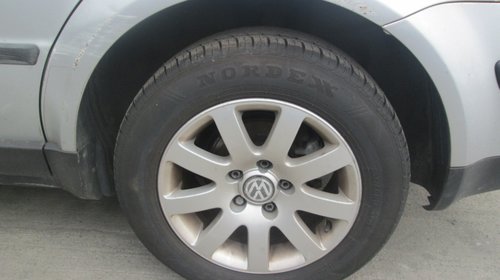 Dezmembram vw passat 1.9tdi 2002