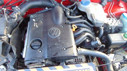 Dezmembram VW Passat B5 , 1.6i , tip motor ARM , fabricatie 1999
