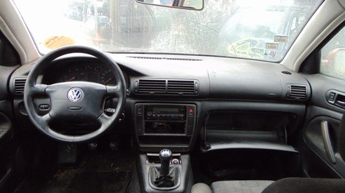 Dezmembram VW Passat B5 , 1.9TDI , tip motor AJM , fabricatie 1998