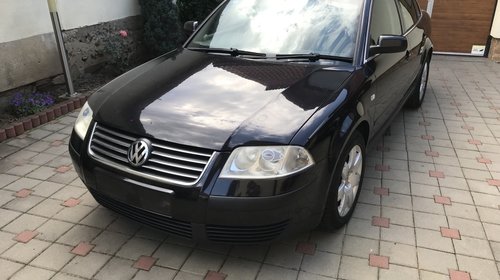 Dezmembram vw passat b5.5 1.9 tdi avf 6+1T cod culoare caroserie LC9Z