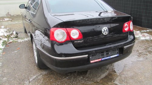 Dezmembram VW Passat B6 1.9 TDI 105cp BKC berlina culoare neagra an 2006 AN