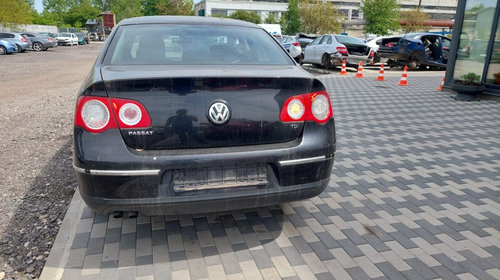 Dezmembram VW Passat b6 2006 1.9 TDI BKC