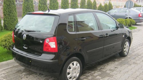 Dezmembram VW Polo 1,4 16v I 2004