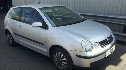 Dezmembram vw polo,1,4 benzina motor BBY,din 2003