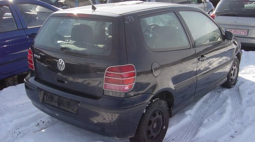 Dezmembram VW POLO 1.4 MPI 2001