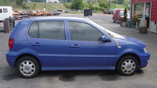 Dezmembram VW POLO 1 L B 6N2