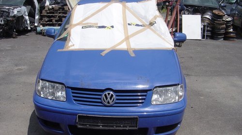 Dezmembram VW POLO 1 L B 6N2