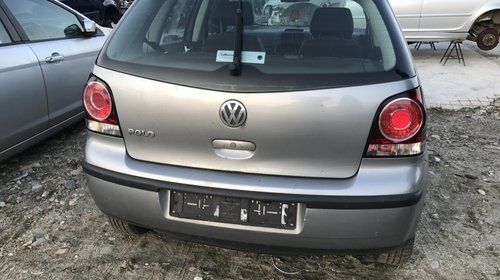 Dezmembram VW Polo 2006 1,2 benzina cod BMD