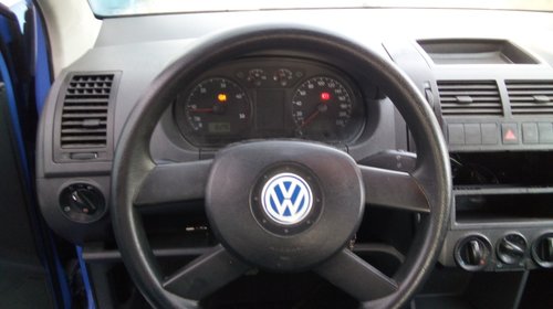 Dezmembram VW Polo 9N 2002 1.4 TDI