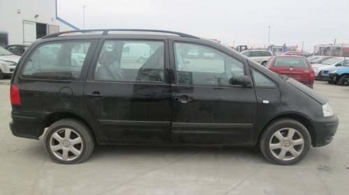 Dezmembram vw sharan 1.9tdi-auy 2001