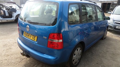 Dezmembram VW Touran 1.9 TDI AVQ 2003