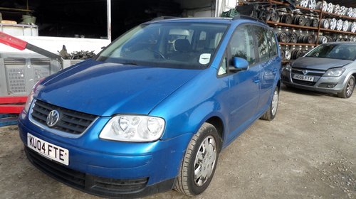 Dezmembram VW Touran 1.9 TDI AVQ 2003