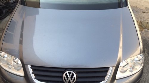 Dezmembram Vw Touran 1.9 tdi 105cp