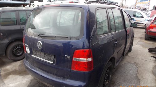 Dezmembram VW TOURAN 1.9TDI PD , tip motor BXE , fabricatie 2005