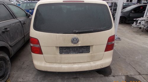 Dezmembram VW Touran , 1.9TDI , tip motor BLS , fabricatie 2006