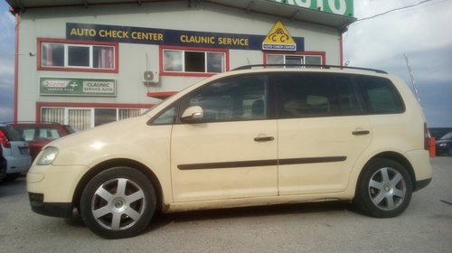 Dezmembram VW Touran 2005 1.9 AVQ, cutie 6 tr