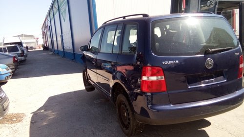 Dezmembram VW Touran 2005 1.9 AVQ, cutie 6 trepte