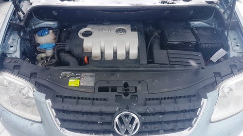 Dezmembram VW Touran - 2006 - tip motor BLS