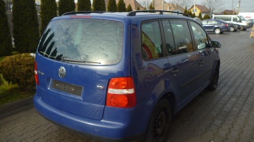 Dezmembram VW Touran