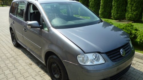 Dezmembram VW Touran