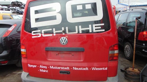 Dezmembram VW Transporter 5 , 1.9TDI , tip motor AXB , fabricatie 2003