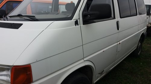 Dezmembram VW Transporter T4