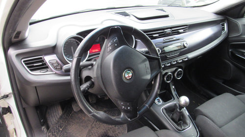 Dezmembrari Alfa Romeo Giulietta 1.6JTD 2011, 77KW, 105CP, euro 5, tip motor 940A3.000