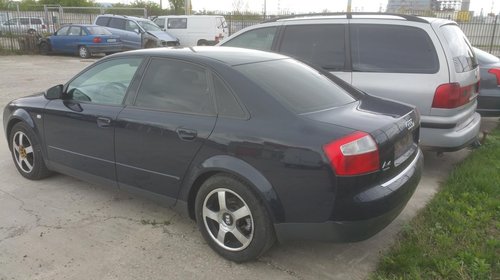 Dezmembrari AUDI A4 2.5 V6 TDi Quatro an 2003