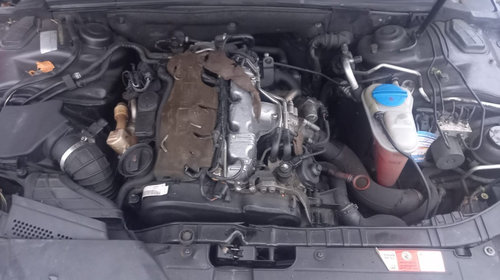 Dezmembrari Audi A4 B8 2.0TDi cod CAGA volan stanga