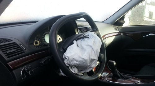 Dezmembrari auto Mercedes E-Class E220 W211 avariat 2.2 CDI | CTdez