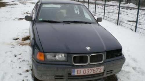 Dezmembrari BMW E36 318i