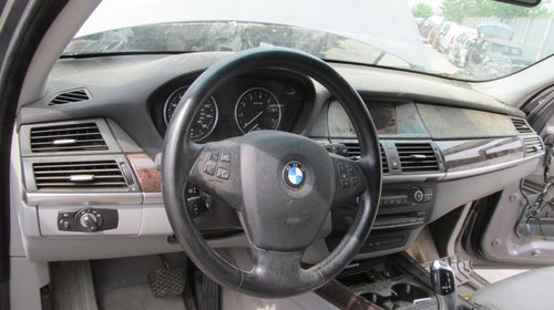 Dezmembrari BMW X5 3.0si