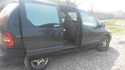 Dezmembrari Chrysler Voyager 2.5 TD an 1999