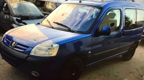 Dezmembrari citroen berlingo 2. 0 hdi 2005