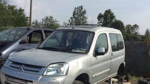 Dezmembrari Citroen Berlingo 2.0 HDI 2004