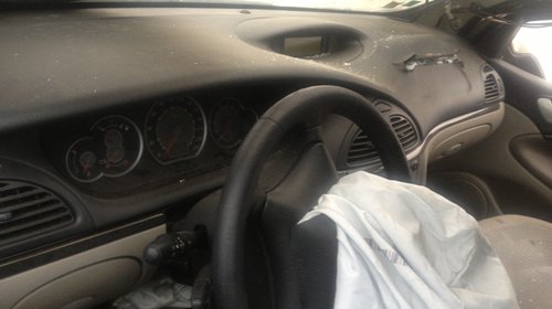 Dezmembrari Citroen C5 1.6 hdi FAP din 2005