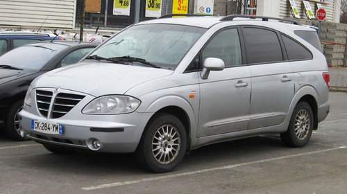 Dezmembrari/dezmembram SSang Yong Rodius 2.7 