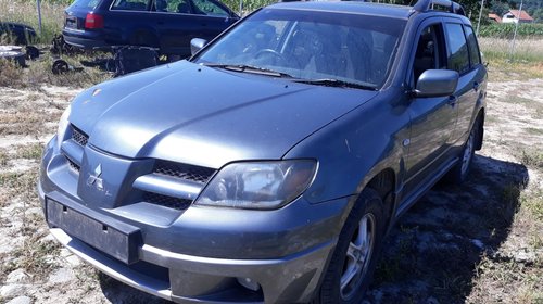 Dezmembrari dezmembrari piese Mitsubishi Outlander an 2004 4x4 2400cmc benzina hidramata