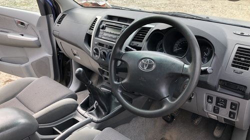 Dezmembrari dezmembrari piese toyota hilux 2006 euro3