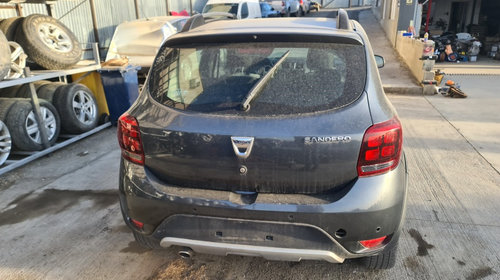 Dezmembrari dezmembrez dezmembrari piese Dacia Sandero Stepway 0.9 automata 2017 66KW