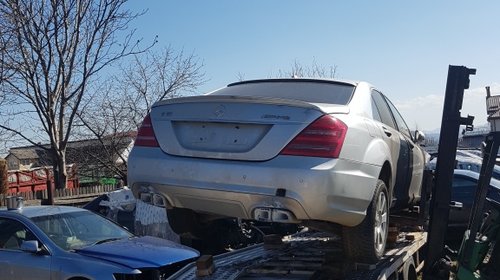 Dezmembrari dezmembrez Mercedes S320 CDI W221
