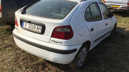 Dezmembrari dezmembrez renault megane 1,4