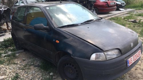 Dezmembrari Fiat Punto 55 motor 1.1 benzina 55cp an 1996